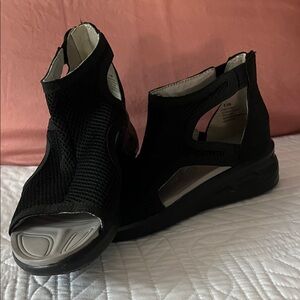 JSport Stylish Black Mesh Women's Shoes